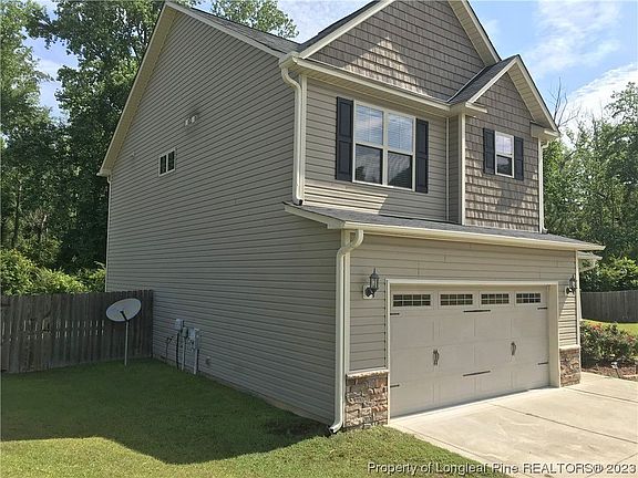 5th image of 795 Hogart St