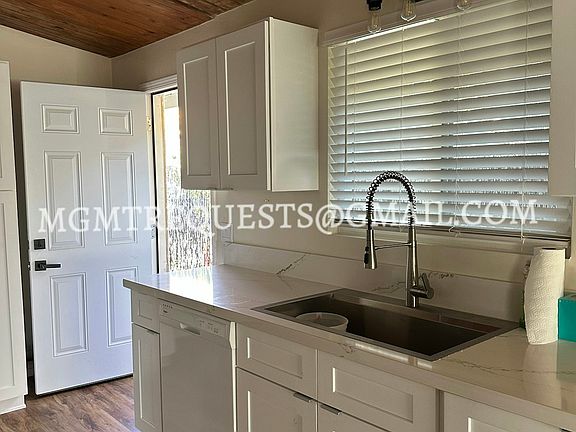 5th image of 622 Pine Ave #622