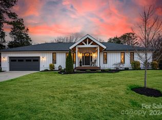 117 Spring Run Dr, Mooresville, NC 28117