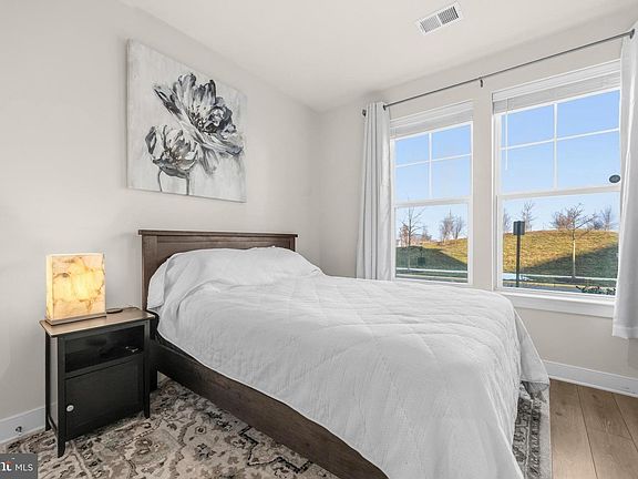 5th image of 1581 Sandpiper Bay Loop