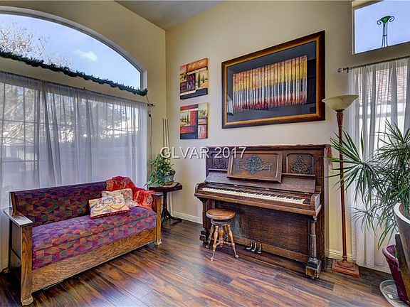 4th image of 2416 Sterling Heights Dr