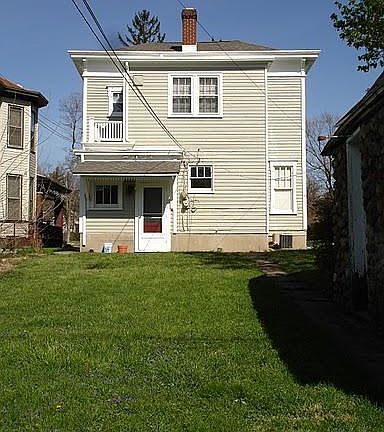 3rd image of 52 S 18th St #52