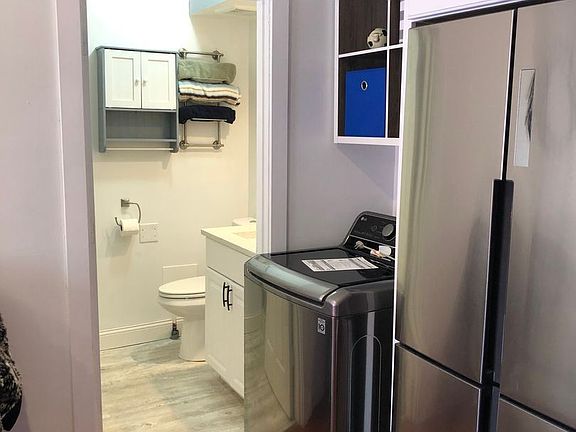 5th image of 2301 NE 86th Ave Unit B