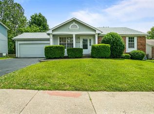 4228 River Oaks Dr, Florissant, MO