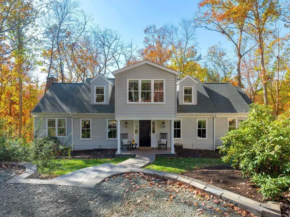 7 Cymlin Ter, Palmyra, VA 22963