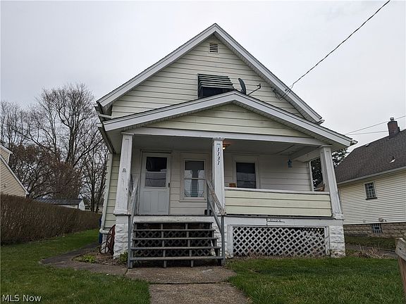 3rd image of 1131 Washington Ave