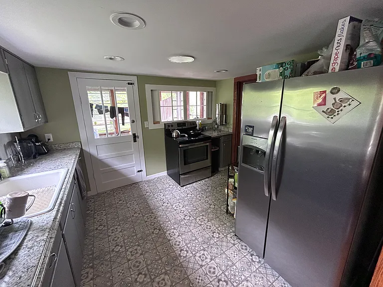 22 Redbud Ln — Photo 5