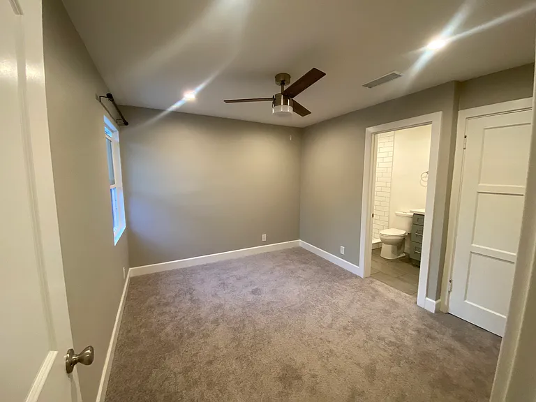 1237 W Chestnut Ave — Photo 5