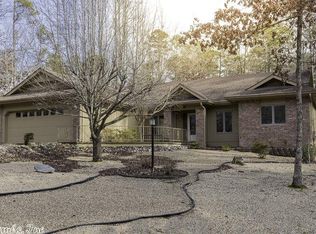 19 Gorrion Ln, Hot Springs Village, AR 71909