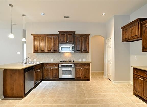 5th image of 2700 Waterdance Dr