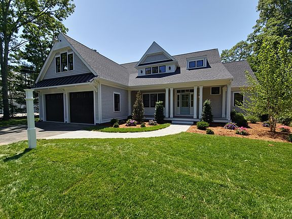 3rd image of 46 Airpark Drive