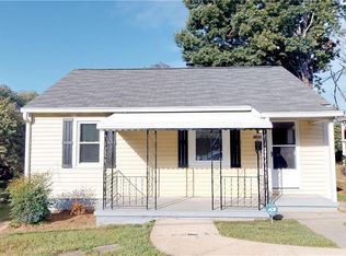2026 Bloomfield Dr, Winston Salem, NC 27107