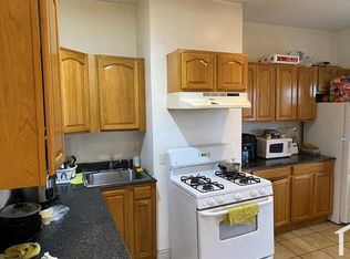 170 Bennington St FLOOR 1, Boston, MA 02128