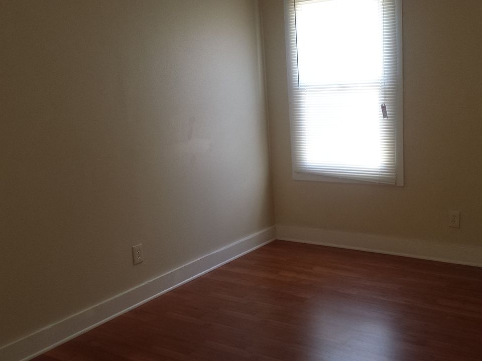 1st image of 3846 S Grand Ave APT 2