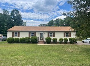 3909 Robin Hood Dr, Hopewell, VA 23860