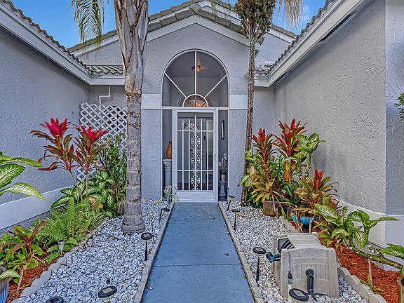 5th image of 4941 Broadstone Circle