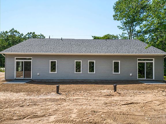 4th image of 1437 Princess Cres