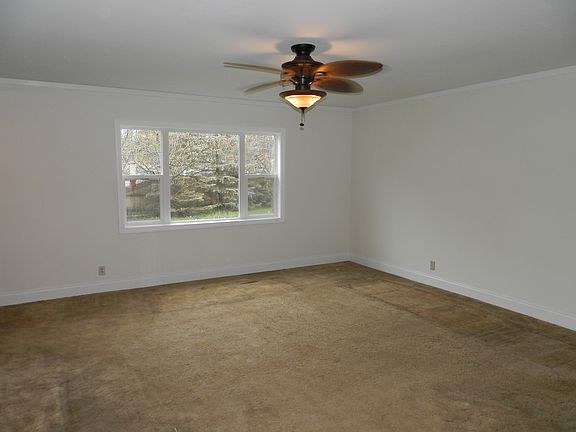 3rd image of 3096 Hope Pl