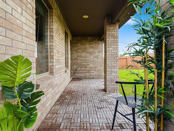4th image of 3530 Sicily Island Ln