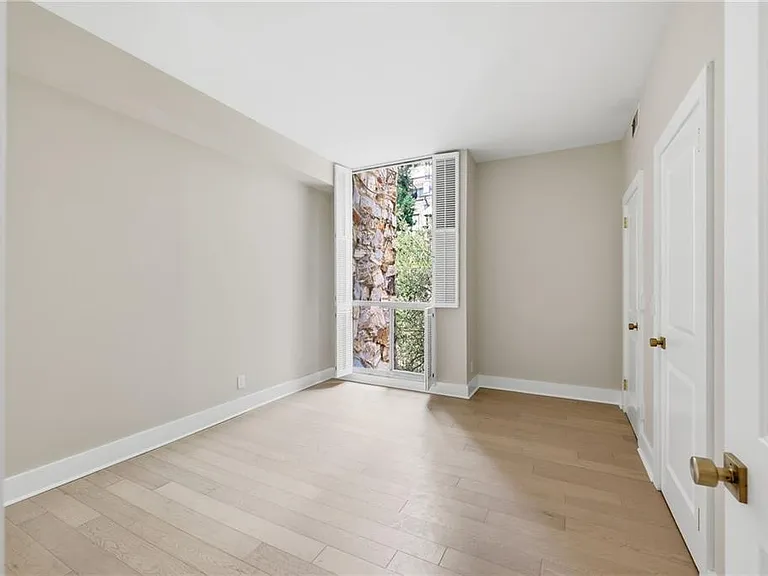 2632 Peachtree Rd NW #304B — Photo 33