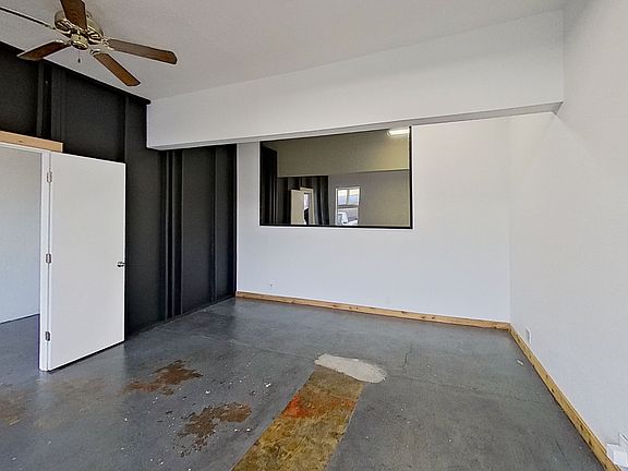 3rd image of 5249 S Puget Sound Ave