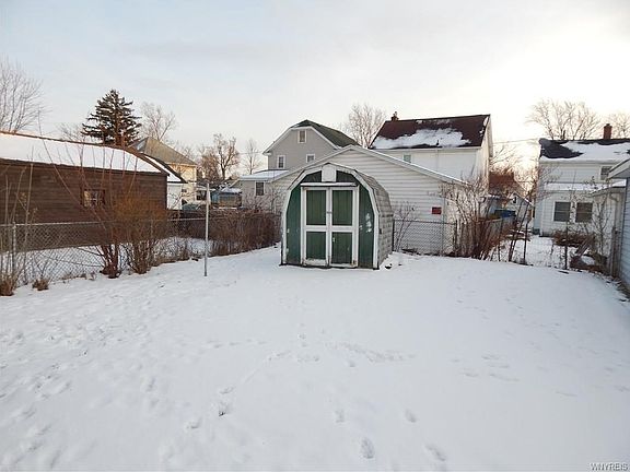 3rd image of 2469 Cleveland Ave