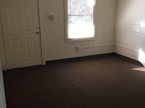 3rd image of 703 Palmetto Ave APT F