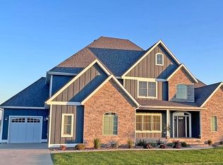 101 Angie Ct, Elkader, IA 52043