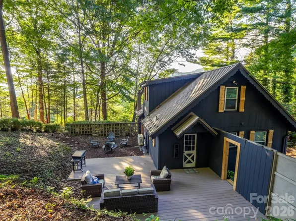 410 Mother In Law Ln, Burnsville, NC 28714