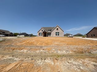 701 Water Side Dr, Van Alstyne, TX 75495