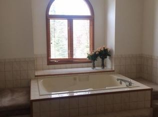 16045 Terracewood Ln, Anchorage, AK 99516