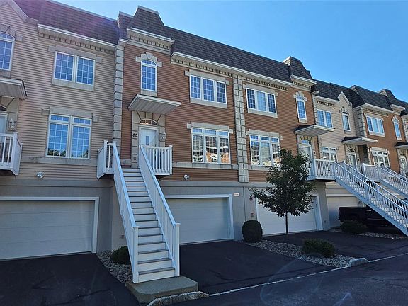 2nd image of 80 Alexander Ct