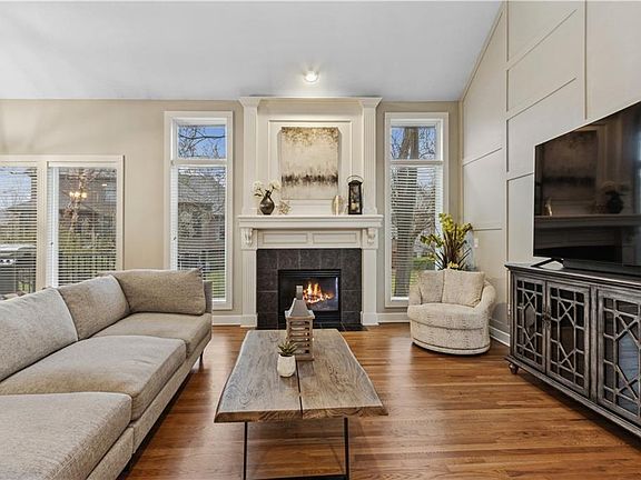 5th image of 13801 Noland St