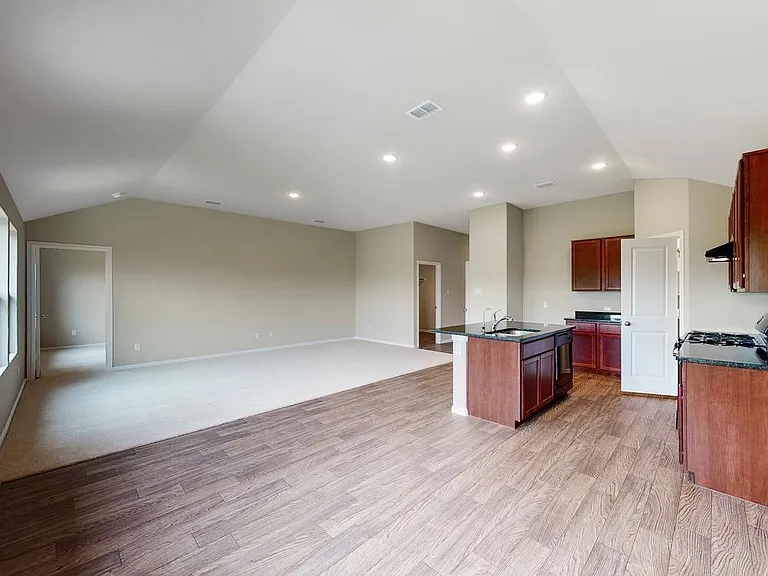 404 Bronze Forest Dr — Photo 19