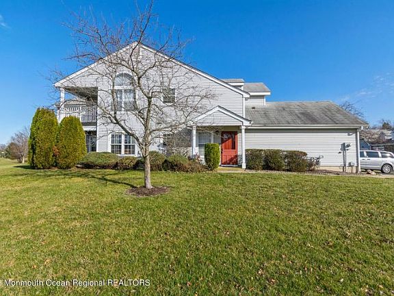 2nd image of 22D Ventnor Dr #22D