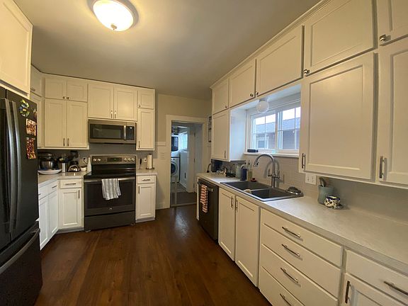 4th image of 311 E Wapato Ave