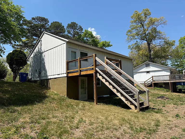 725 Ridge Rd — Photo 19