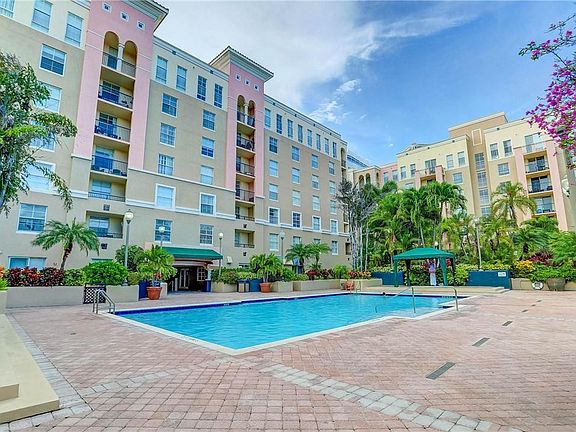 2nd image of 520 SE 5th Avenue #3205