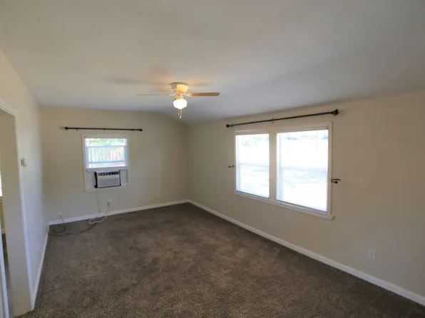 575 E St, Patterson, CA 95363