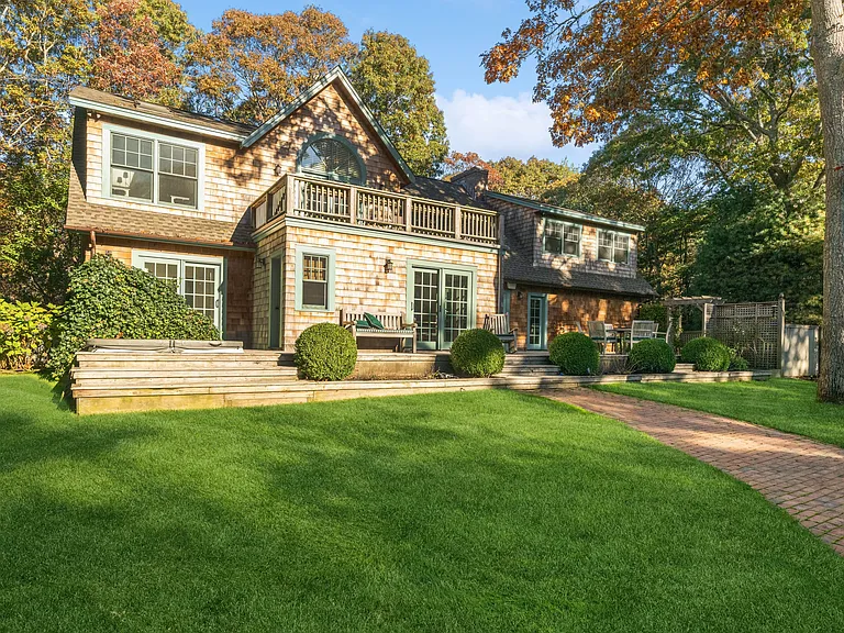 21 Georgica Woods Ln — Photo 27