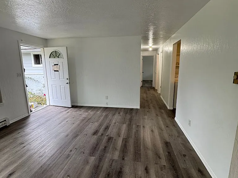 9221 Northlake Dr SW — Photo 4