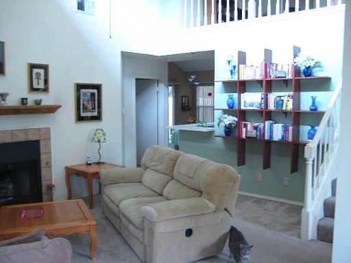 3rd image of 8806 SILENT OAKS DR