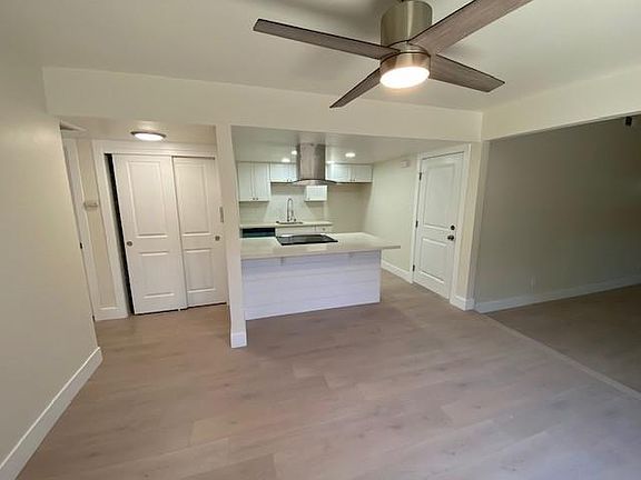 3rd image of 3959 Queenston Ct #A