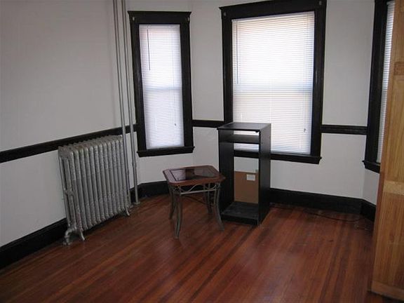 3rd image of 428 Broadway #1A