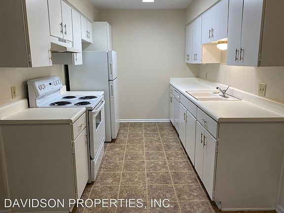 5th image of 10815 Amhurst Dr APT 4