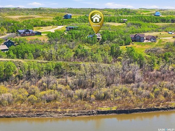3rd image of 478 Saskatchewan ROAD