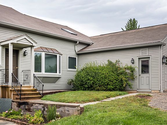 17 Juniper Meadow Road