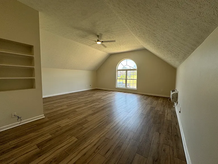 110 Koleberg Trl — Photo 18