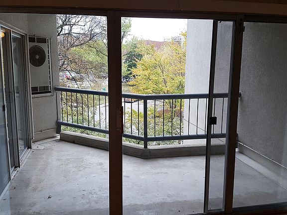 2nd image of 900 19th Ave S APT 408
