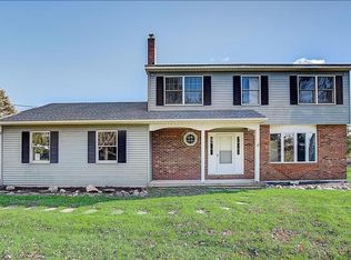 8 Ivan Rd, Columbia, NJ 07832